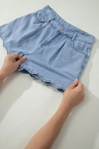 Solid Color Scalloped Trim Casual Denim Shorts