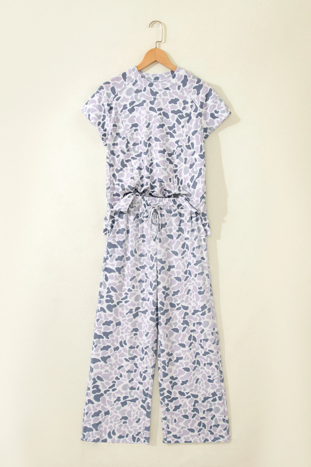 Beige Camouflage Print Twisted Rib Loose Tee Drawstring Pants Set