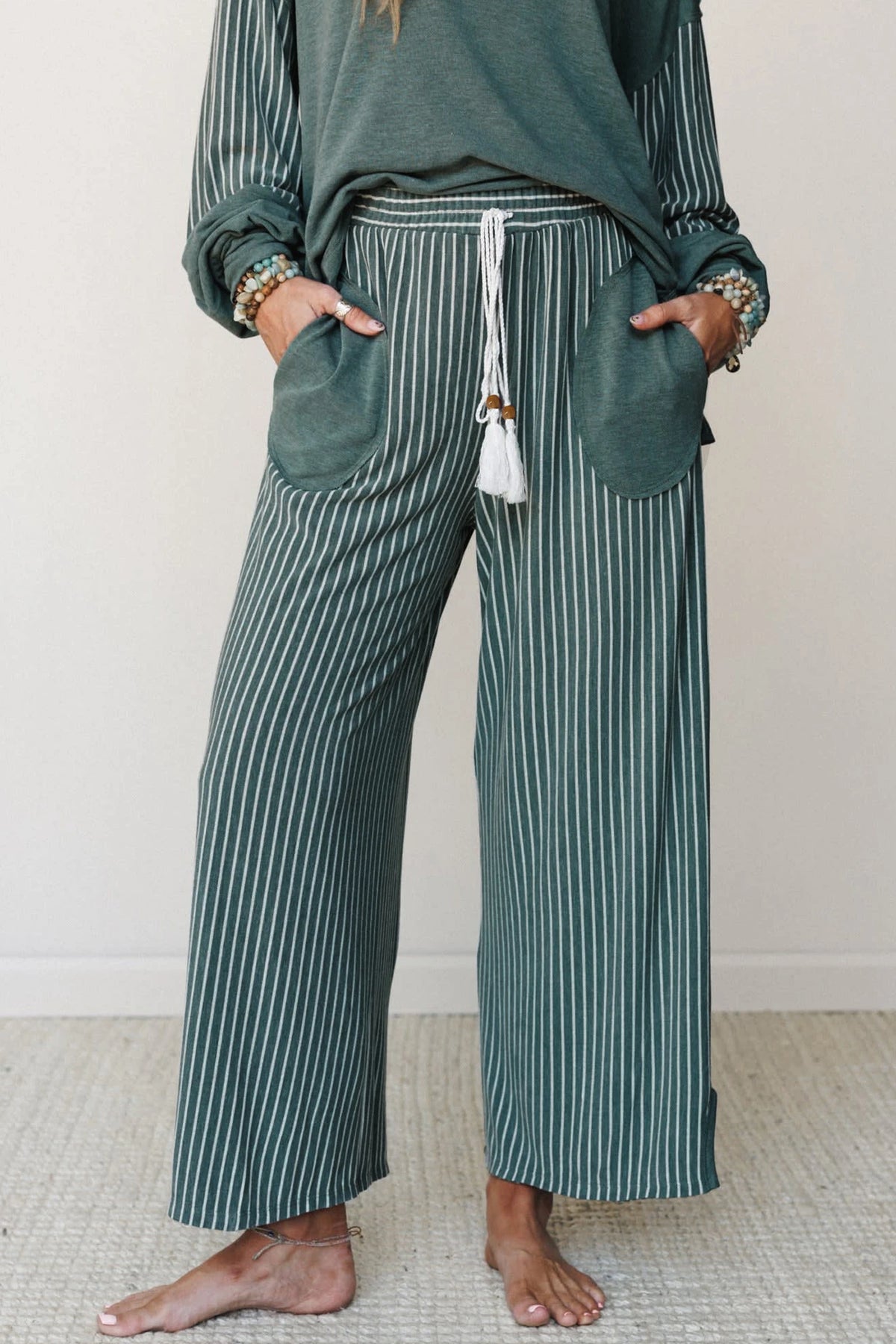Green Bay Raw Seam Patchwork Long Sleeve Top Pocket Set