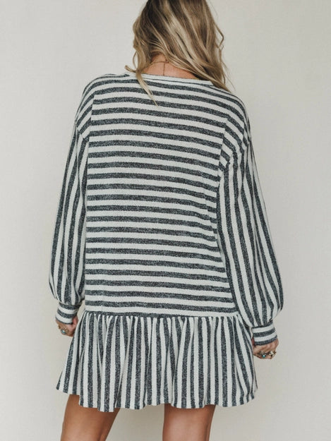 Endless Love Cuff Sleeve Dress - Natural Black