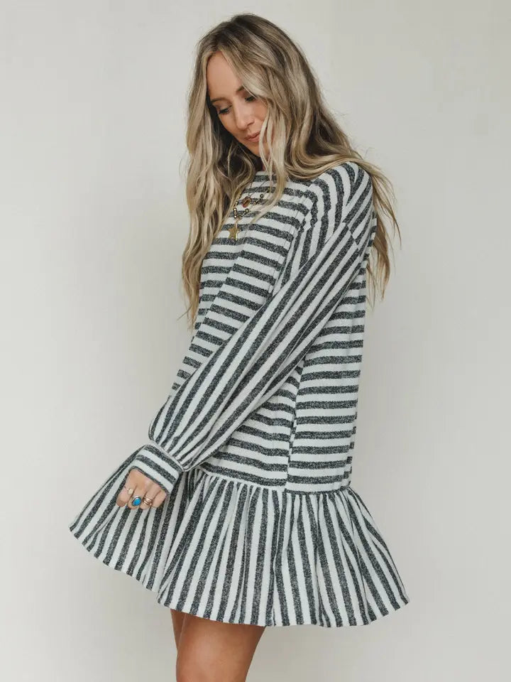 Endless Love Cuff Sleeve Dress - Natural Black