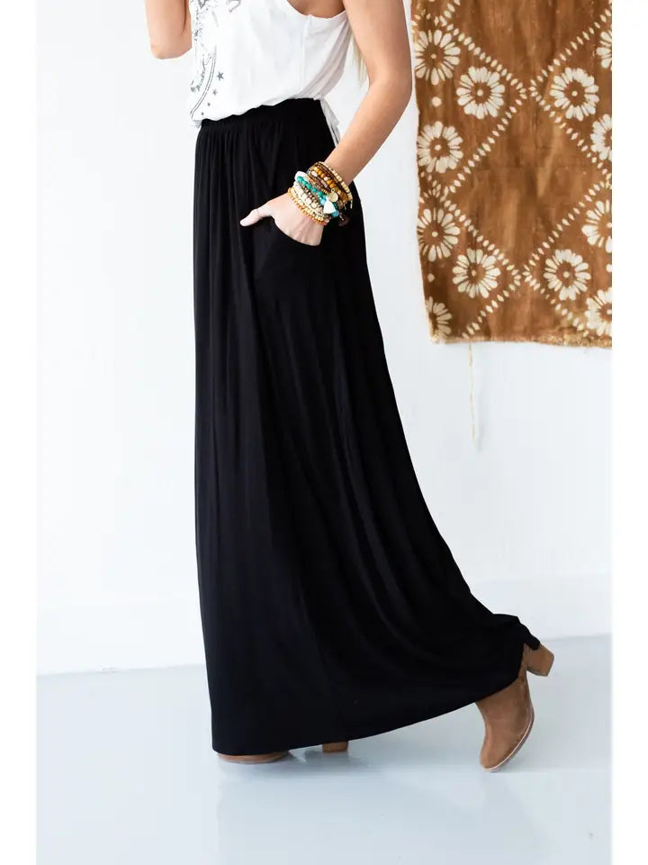 The Perfect Pocketed Maxi Skirt - Black