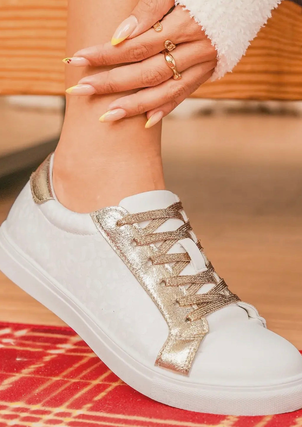 White Leopard Print Glitter Patched Pu Leather Lace-Up Shoes