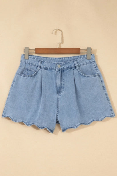 Solid Color Scalloped Trim Casual Denim Shorts